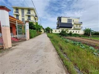 Chính chủ bán rẻ 90m2 đất ở hẻm ô tô đường đoàn nguyễn tuấn xã quy đức, bình chánh giá chỉ 2,1 tỷ.