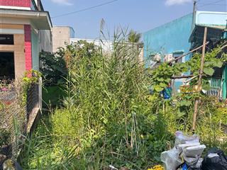 Chính chủ bán rẻ 107,7m2 có 90m2 đất ở hẻm ô tô đường đoàn nguyễn tuấn xã hưng long, bình chánh.