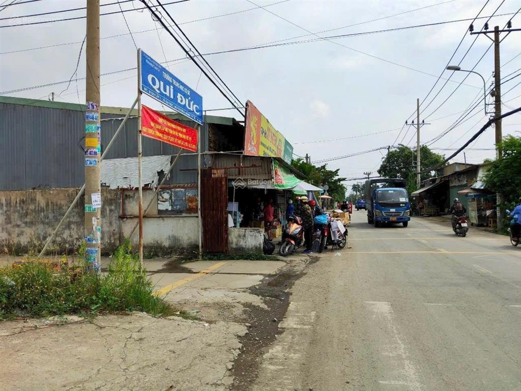 Chính chủ gửi bán rẻ 170,6m2 đất ở mt đường đoàn nguyễn tuấn, xã hưng long, bình chánh giá 4,3 tỷ