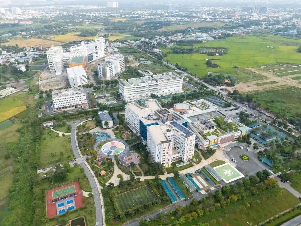Chủ bán rẻ căn nhà 1 trệt 2 lầu đường nguyễn củu phú xã tân kiên, bình chánh giá 8 tỷ, kế trường.