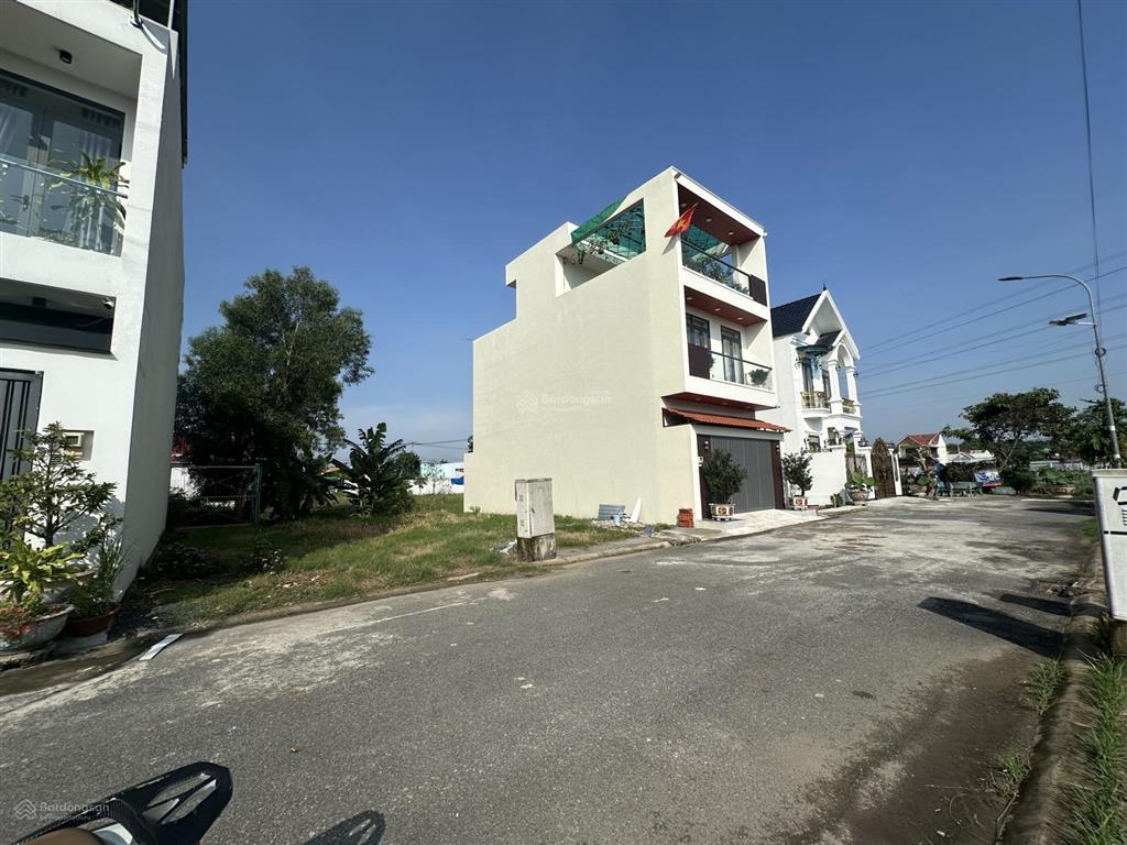 Chính chủ bán rẻ 85m2 đất ở đường hoàng phan thái xã bình chánh giá chỉ 2,850 tỷ hẻm nhựa 8m.