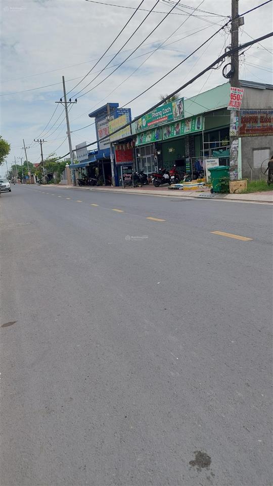 Bán rẻ nền đất ở 2 mặt tiền đường đoàn nguyễn tuấn được 247m2 giá 6,6 tỷ xã quy đức, bình chánh