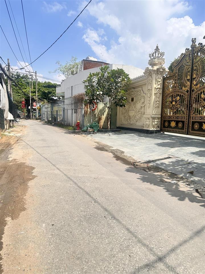 Bán đất tại hẻm đường t11, xã tân quý tây, bình chánh, 2,8 tỷ, 113m2, giá tốt, đẹp, nhiều tiện ích.