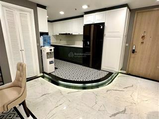 Cần bán căn hộ the manor 2pn, sổ hồng giá 93tr/m2  lan 0938 587 ***.