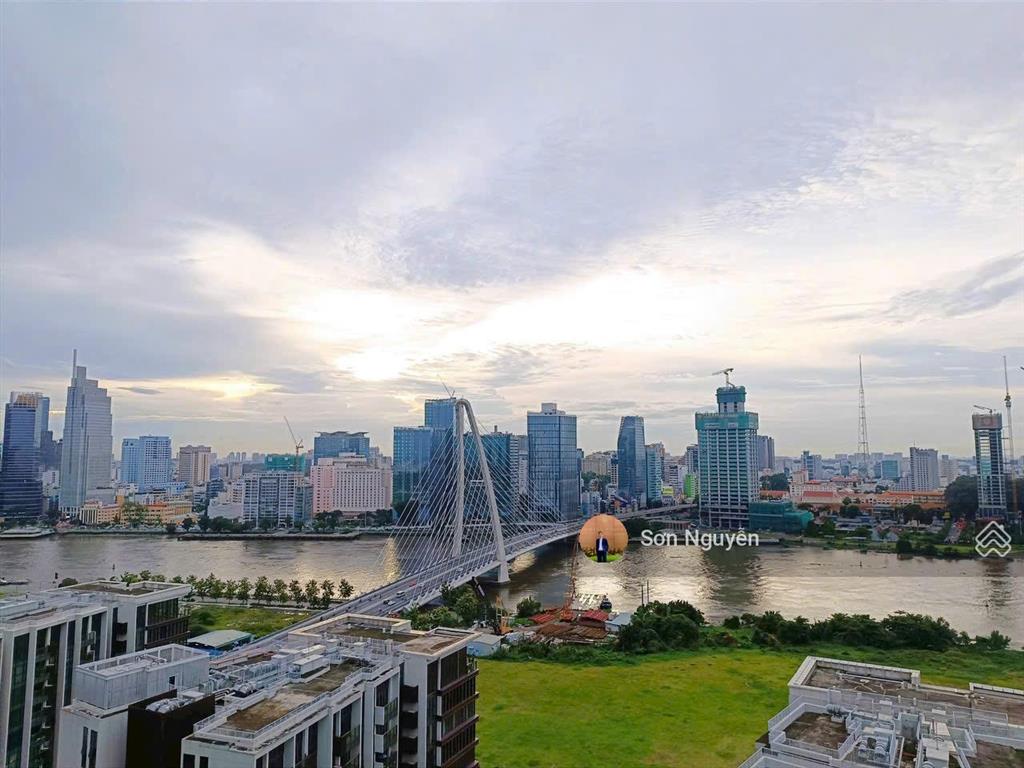 The crest  chuyển nhượng 3pn tầng cao, view trực diện sông và q1  giá tốt nhất thị trường