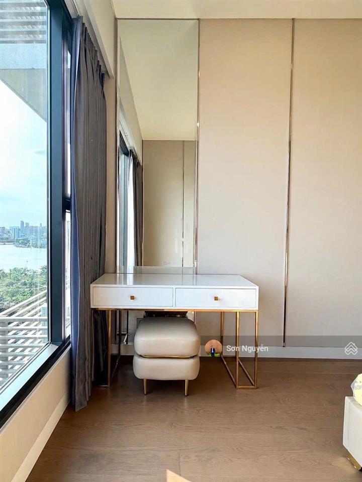 Bán căn hộ 2pn the river  view sông và q1  ngắm pháo hoa trực diện  bàn giao full nội thất