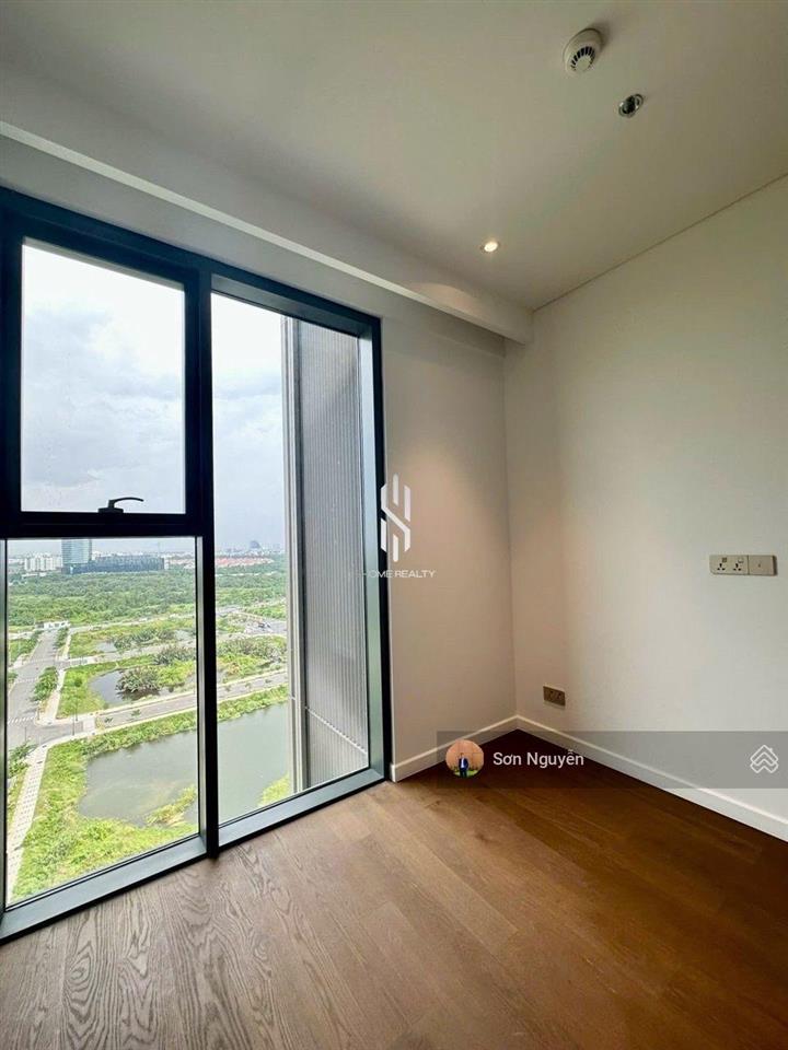 The crest  bán căn góc 2pn đẹp dự án  tầng cao, view nhìn toà ifc 99  đã có sổ