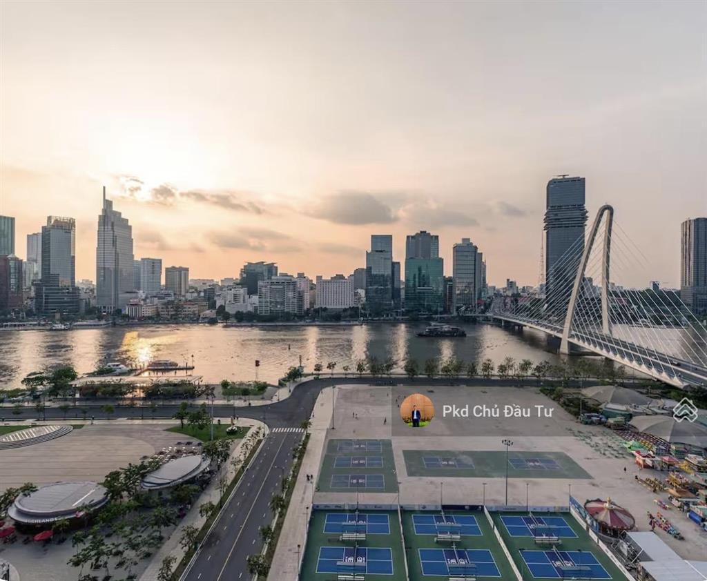 The opera  căn 3pn full nội thất mới, cao cấp  tầng cao  view padorama