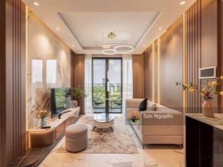 The crest  cho thuê căn góc 2pn  bàn giao full nội thất cao cấp  có bồn tắm