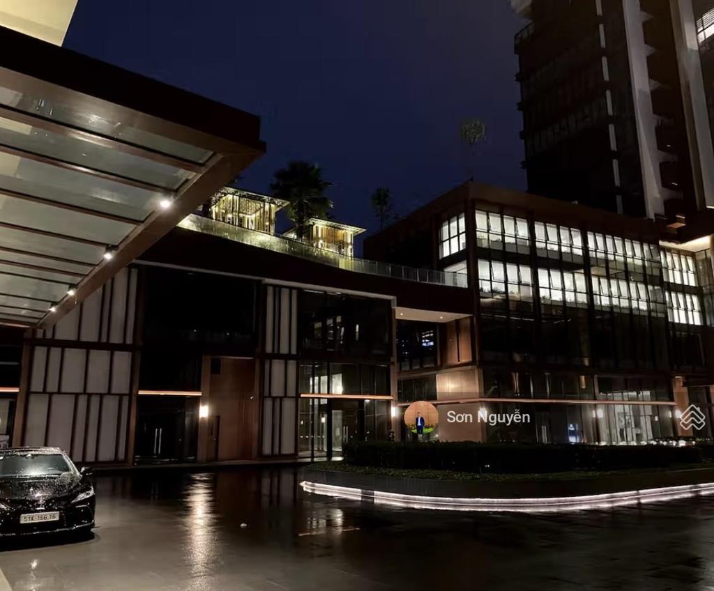Cho thuê the galleria  4pn full nội thất mới  view sông, cầu bason & q1  thang máy riêng