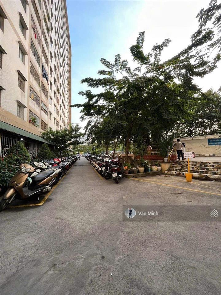 Bán căn 2 phòng ngủ chung cư miếu nổi 18 tầng 37 đường vũ huy tấn phường 3 bình thạnh 54m2 1wc