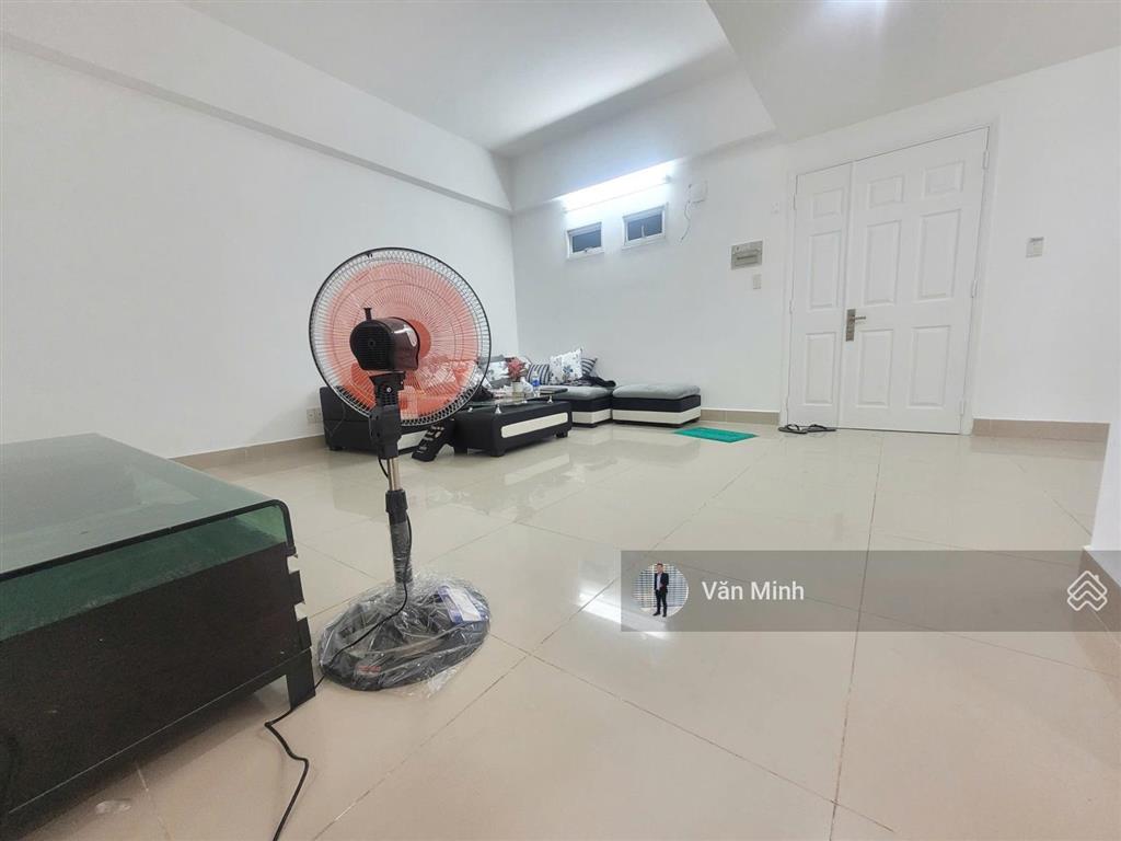 Bán căn 2 phòng ngủ chung cư 1050 đường phan chu trinh phường 12 bình thạnh 61,5m2 1wc giá 3,79 tỷ