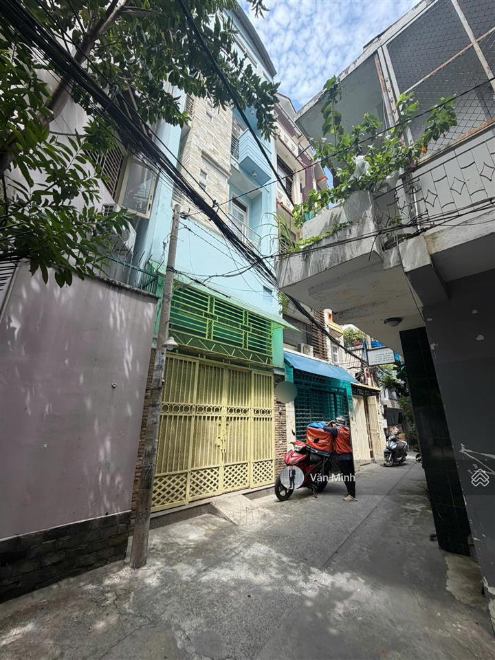 Bán nhà hẻm 1 xẹt đường nguyễn đình chính phường 11 phú nhuận 3,85x9,7m 1 trệt lửng 3lầu st 6pn 6wc