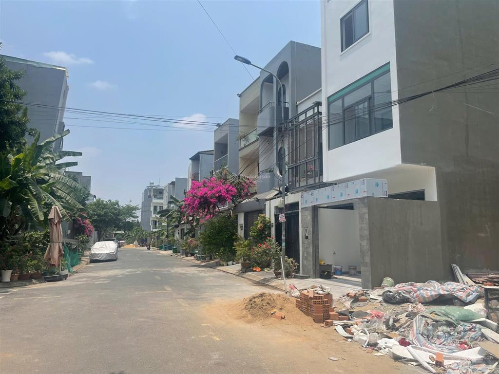 Diamond town( hẻm 68) đường bưng ông thoàn giá 5,3tỷ