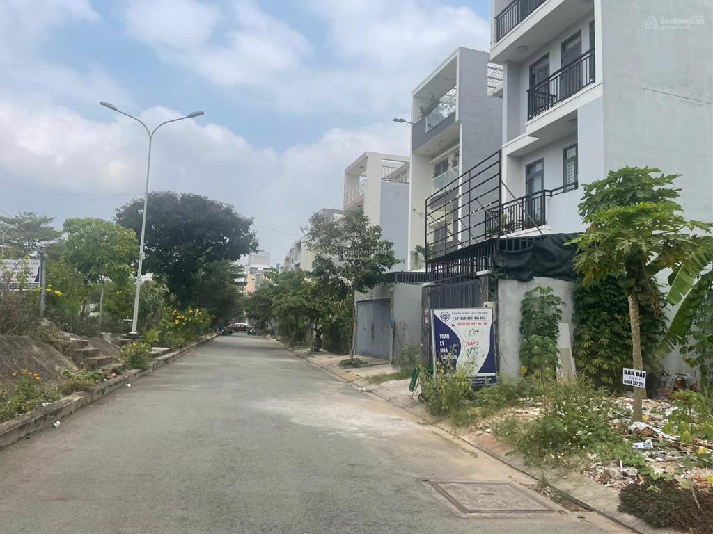 Đất (5 x 21m) hoàng anh minh tuấn đường đỗ xuân hợp (đối diện global)