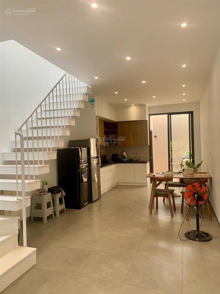 Bán nhà 1 trệt 1 lầu kdc nam khang  long trường