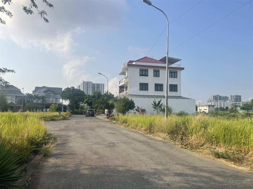 Lô giá tham khảo tốt trong khu vực dự án phú nhuận dãy q2 đường 12m giá chỉ 75tr/m2