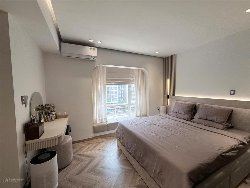 Bán căn hộ riverside residence khu phú mỹ hưng quận 7 gồm 3 phòng ngủ full nội thất giá 11 tỷ