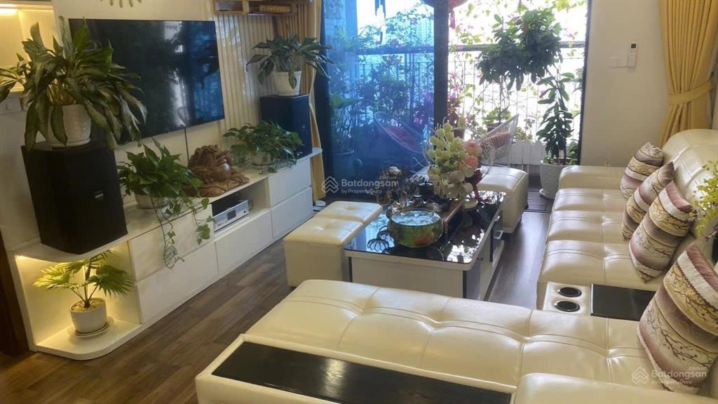 Căn góc chung cư học viện quốc phòng, nghĩa đô, 136m2, 3 pn, 14tr/th.  0984 536 ***