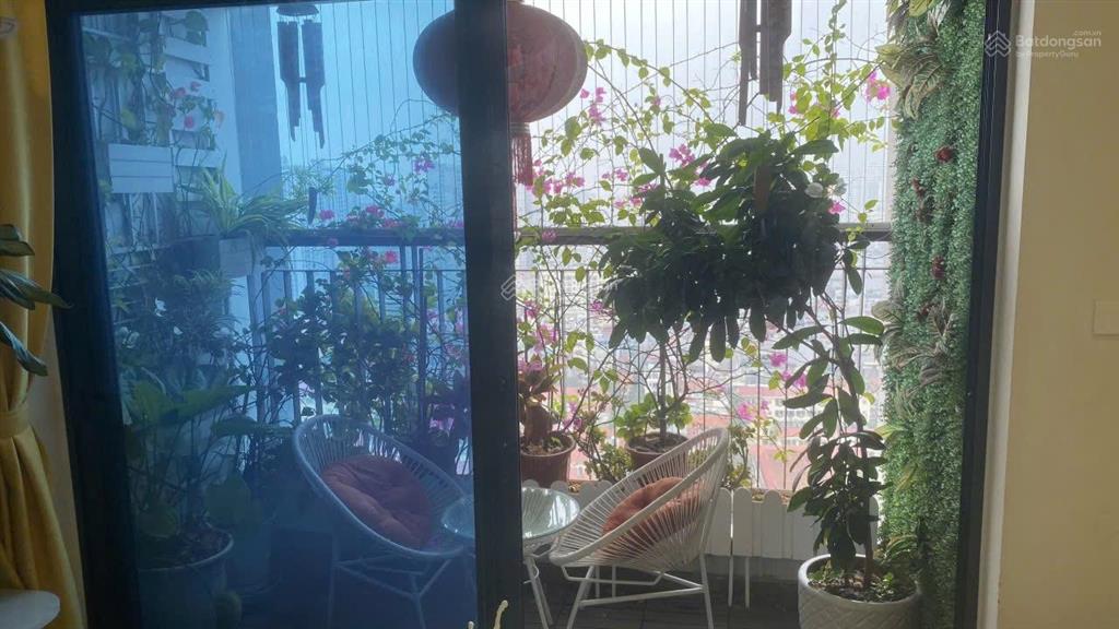 Căn góc chung cư học viện quốc phòng, nghĩa đô, 136m2, 3 pn, 14tr/th.  0984 536 ***