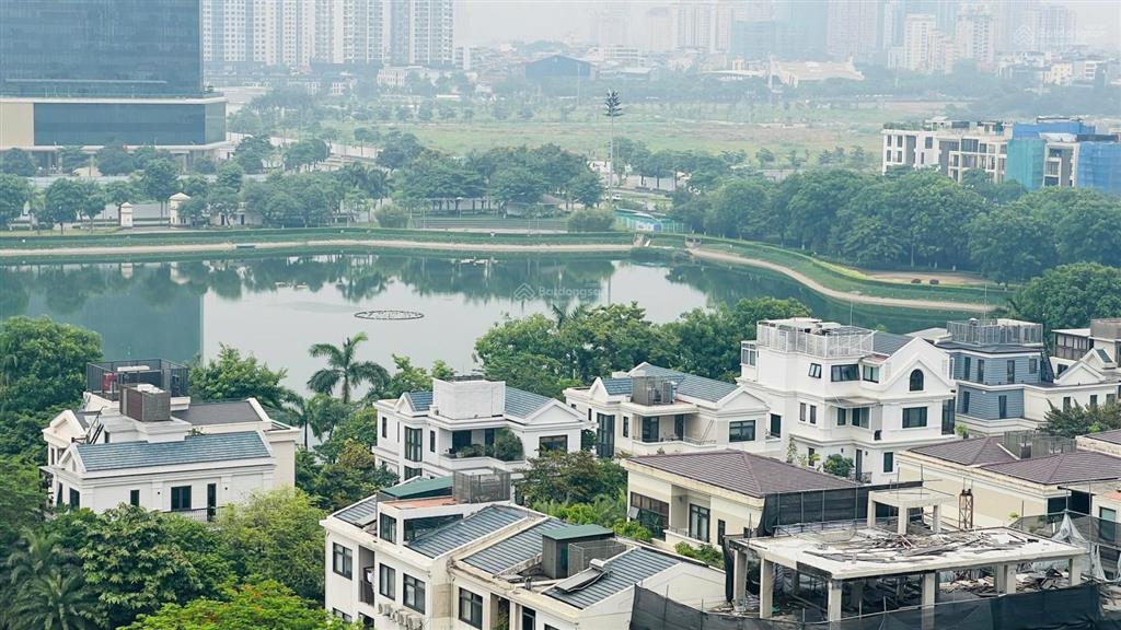 Bán ch tại khu đô thị mới nghĩa đô, cầu giấy, 45m2, 4.45 tỷ, view hồ điều hoà 4.5ha.  0984 536 ***