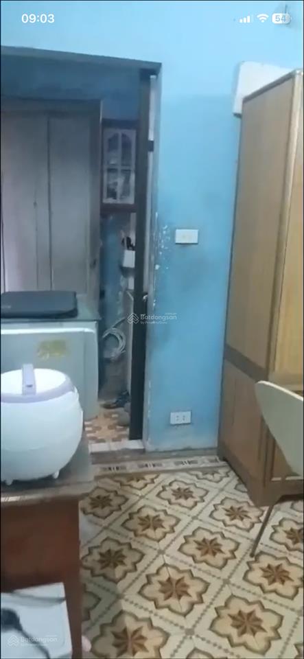 Cho thuê nhà riêng ngõ 444 thuỵ khuê, tây hồ, dt nhà 40m2x2 tầng, dt đất 200m2, đủ đồ, 8.5tr/th