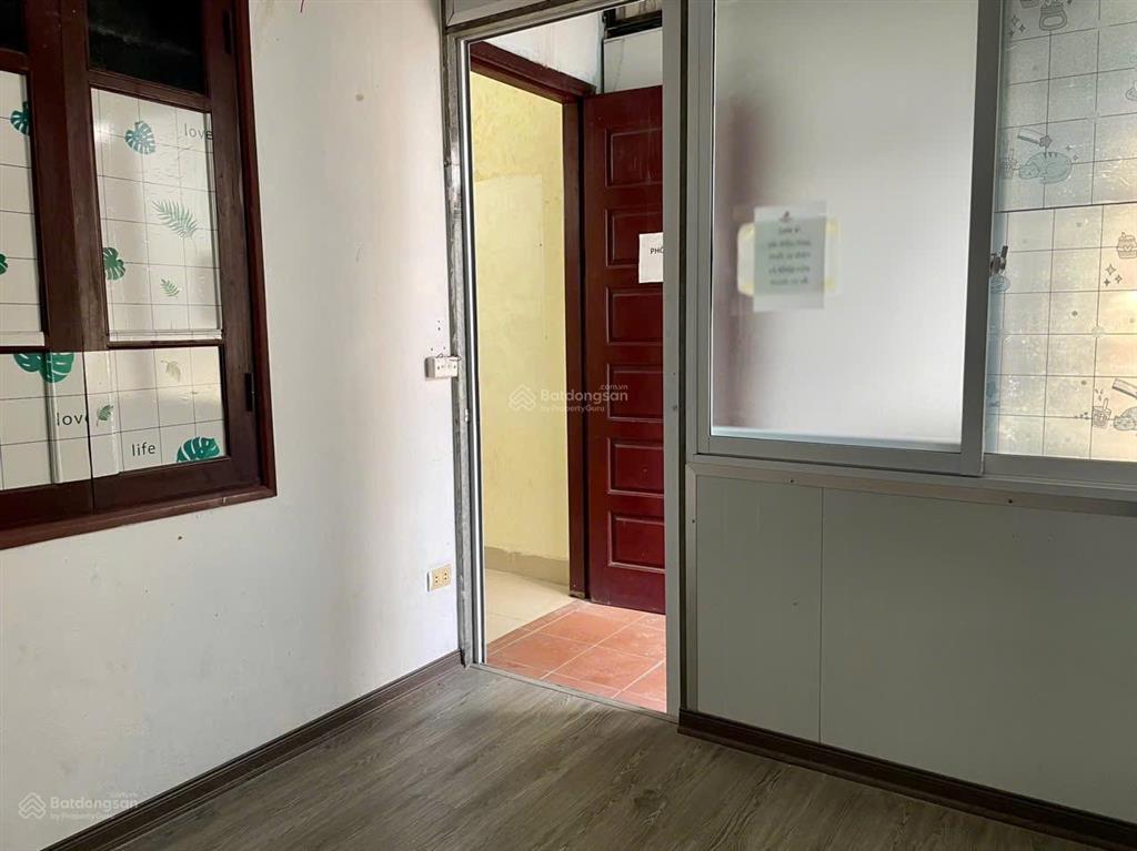 Cho thuê nhà ngõ 104 yên lãng, đống đa, 40m2x 5 tầng, nhà đẹp, đồ cơ bản, 13tr/th.  0984 536 ***