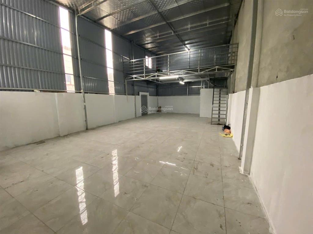 Cho thuê kho, nhà xưởng đông anh, cạnh dự án vin cổ loa, 90m2, có gác xép 40m2, 12tr/th. 0984 536 ***