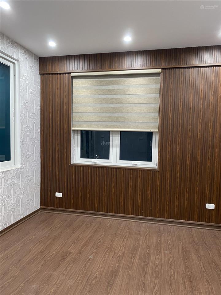 Chcc tòa n04b1 dịch vọng, cầu giấy, 65m2, 2pn, 6,2 tỷ.  0984 536 ***