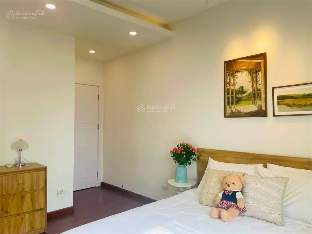 Bán chcc hoàng sâm, nghĩa đô, 76m2, 2 ngủ, 2 wc, 5.7 tỷ.  e toàn  0984 536 ***