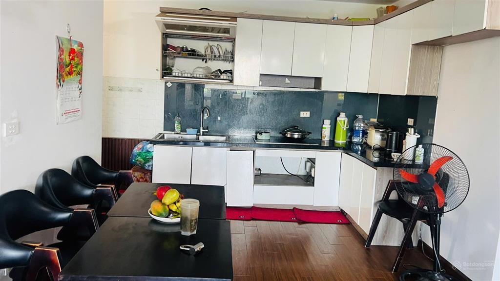 Bán chung cư resco cổ nhuế, 118m2, 3pn, đủ đồ, 6,1 tỷ.  0984 536 *** (em toàn)
