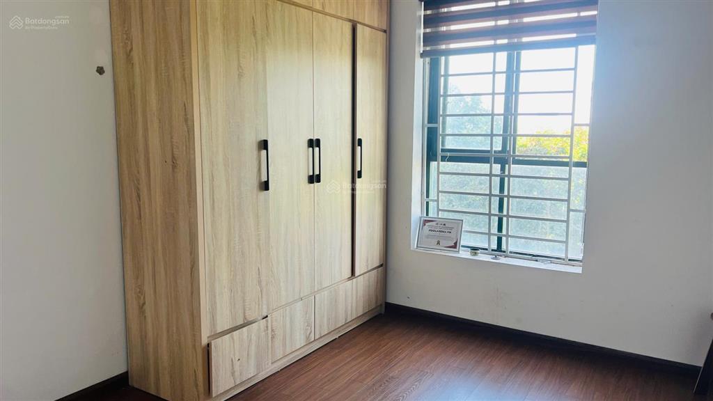 Bán chung cư resco cổ nhuế, 118m2, 3pn, đủ đồ, 6,1 tỷ.  0984 536 *** (em toàn)