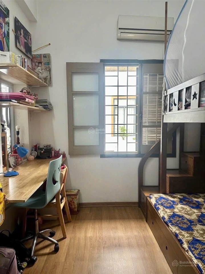 Bán tập thể hoàng sâm, nghĩa đô, 80m2, 2pn, 4.7 tỷ.  0984 536 *** (em toàn)