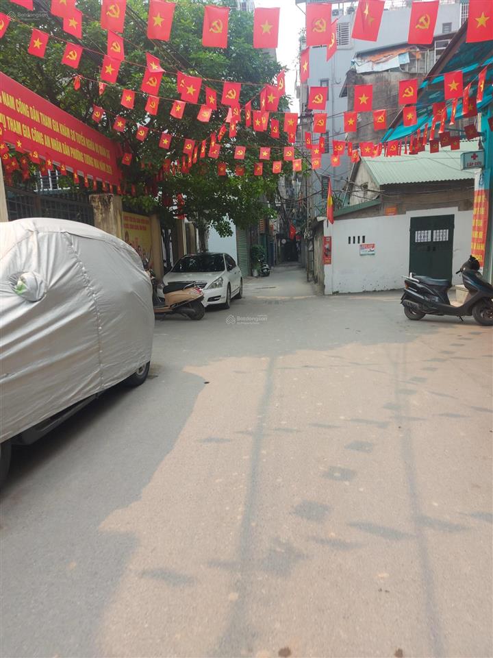 Bán nhà ngõ 24 kim đồng , hoàng mai 65m2, 4 tầng, mặt tiền 4m, giá 15.5 tỷ.  0942 226 ***.