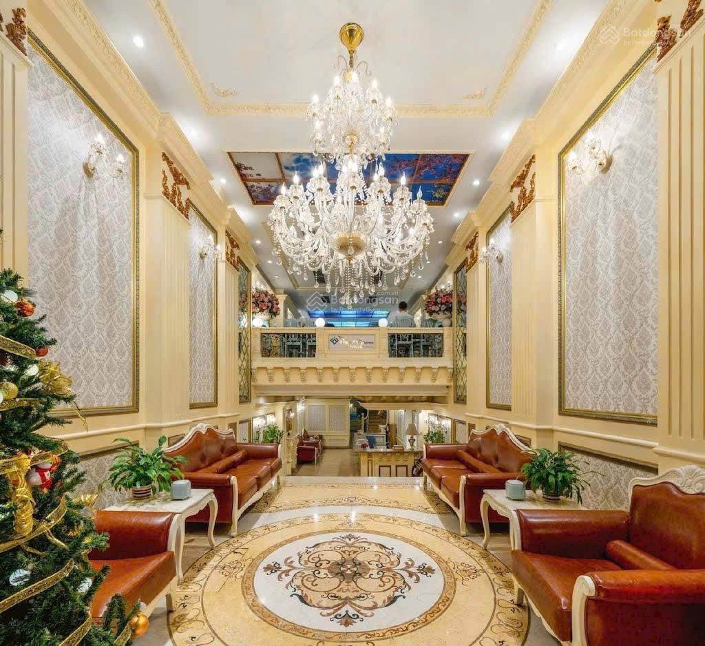 Bán khách sạn 4* hoàn kiếm 500m2, 13 tầng, mặt tiền 16m, giá 1350 tỷ.  0942 226 ***