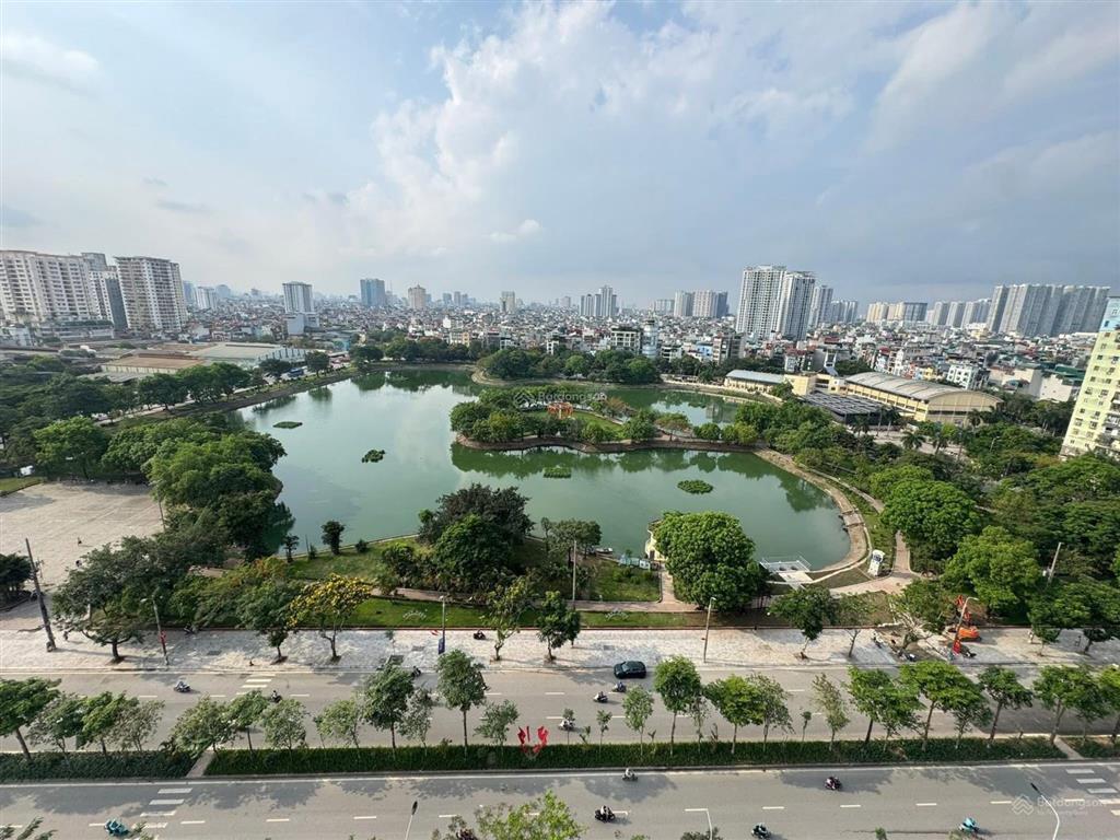 Bán chung cư đền lừ 3, tòa nhà đợt covid. giá 3,8 tỷ, 2 phòng ngủ,  0936 358 ***