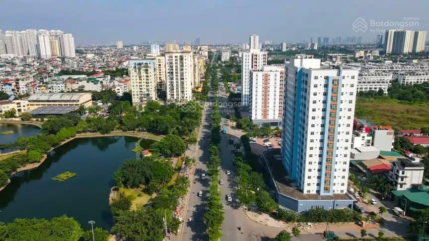 Bán gấp chung cư đền lừ 3, giá 4,3 tỷ, 65m2, 2 phòng ngủ, view đẹp,  0936 358 ***