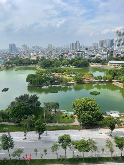 Bán chung cư đền lừ 3, giá 3,7 tỷ, 60m2, 2 phòng ngủ,  0936 358 ***