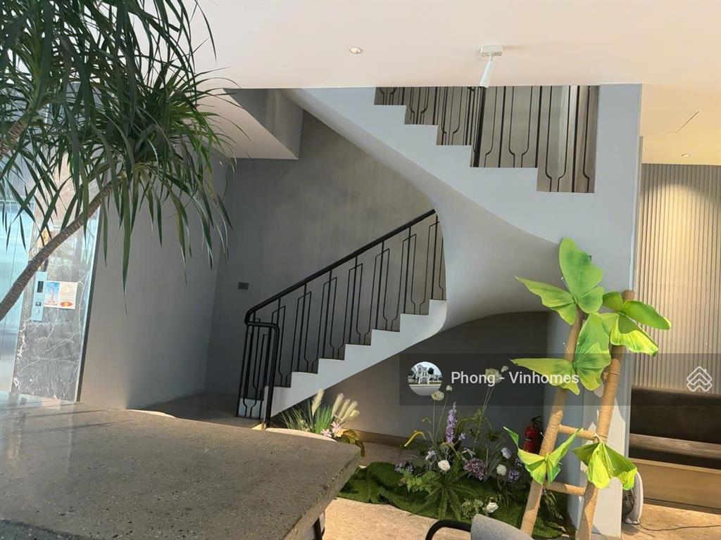 Cho thuê shophouse vinhomes riverside, 50 triệu, 225 m2, 3wc, 9m mặt tiền