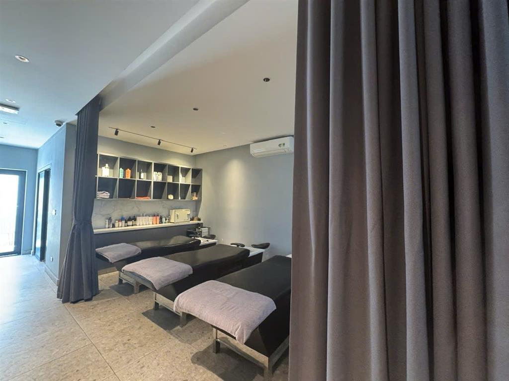 Cho thuê shophouse vinhomes riverside, 50 triệu, 225 m2, 3wc, 9m mặt tiền