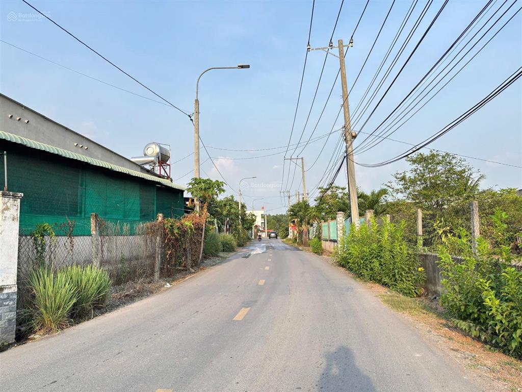 550 triệu lô đất sổ riêng thổ cư đường ấp 3