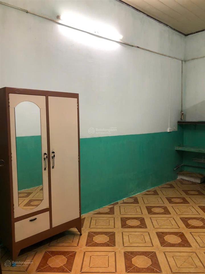 Cho thuê phòng trọ tại 192, bùi đình túy, 2,6 triệu, 20m2, giá tốt!