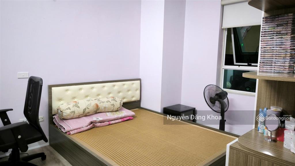 Chính chủ bán căn hộ 2pn  diện tích63m2,sđcc full nội thất tại khu đô thị mới xa la. giá4,1 tỷ