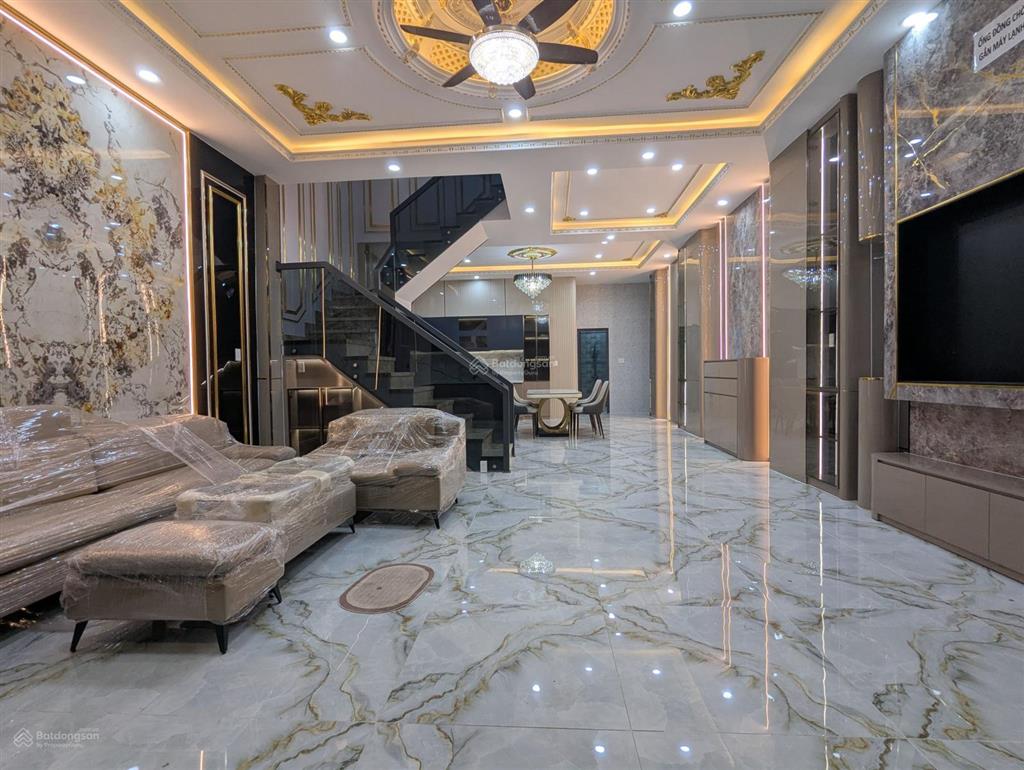 Nhà 1 trệt 2 lầu full nội thất cực đẹp kdc phát hải