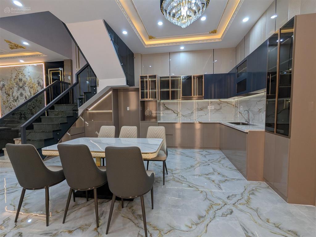 Nhà 1 trệt 2 lầu full nội thất cực đẹp kdc phát hải