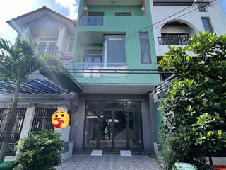 Bán nhà 3 tầng mê lệch mt nguyễn chích 80m2. giá rẻ