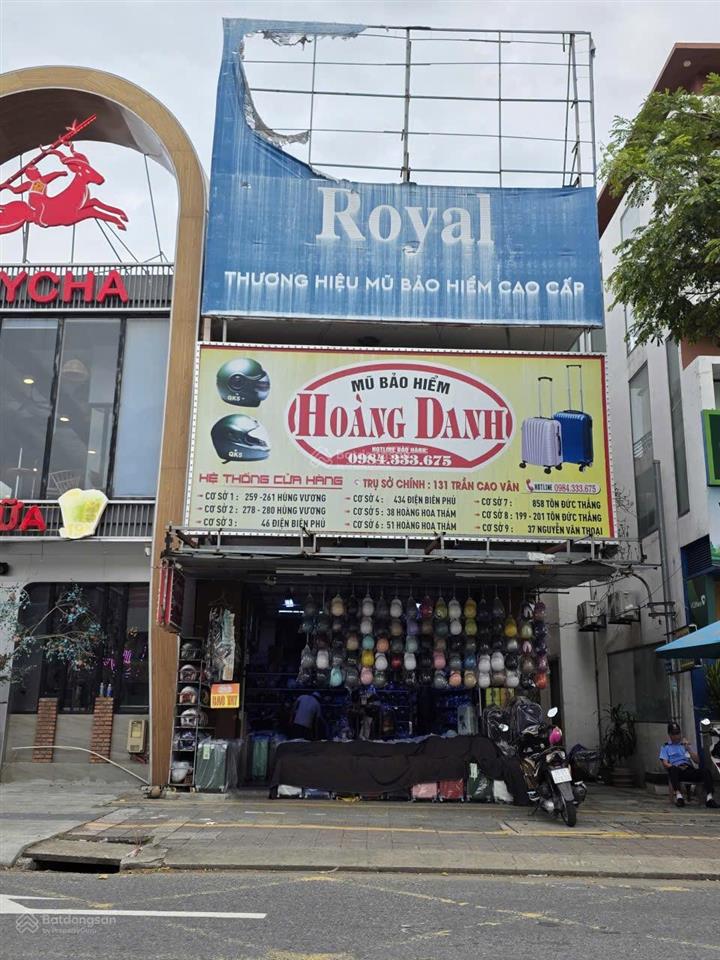 Bán nhà 2.5 tầng mt điện biên phủ, ngay góc 2mt đắc địa