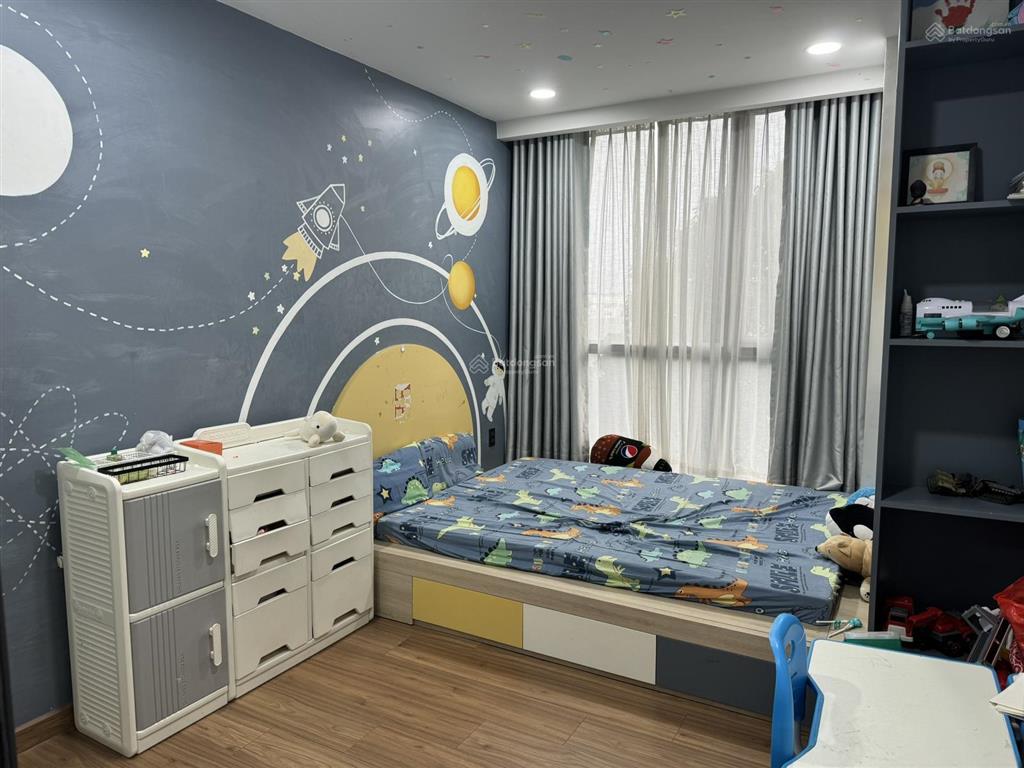 Căn hộ sài gòn airport 3 phòng ngủ, sổ hồng cầm tay. nội thất đẹp, bán gấp giá tốt ạ