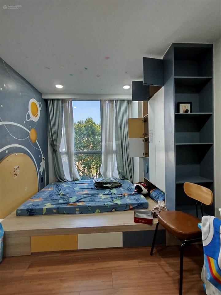 Căn hộ sài gòn airport 3 phòng ngủ, sổ hồng cầm tay. nội thất đẹp, bán gấp giá tốt ạ