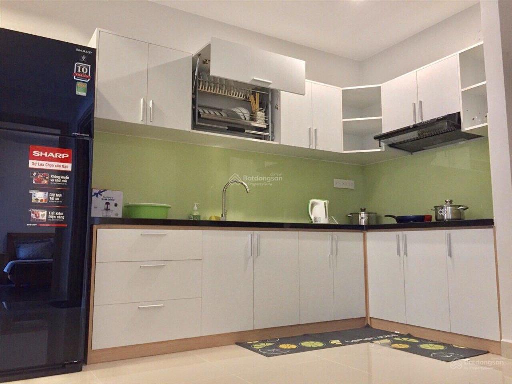 Cho thuê căn hộ cao cấp 2pn + 2toilet, khu botanica đối trung tâm huấn luyện hàng không.